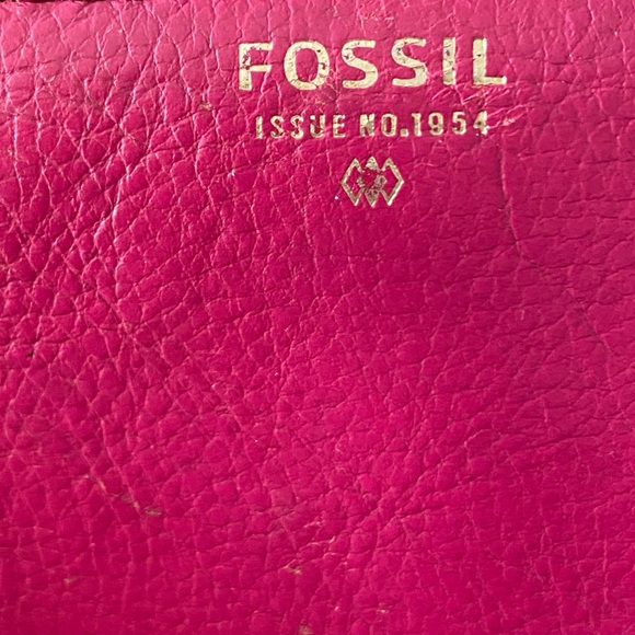 Fossil Pink and Gray Leather Wallet Bundle - Picture 9 of 9